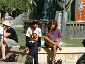 ../2000/03/24-AUS-rts-gathering-sitting.jpg