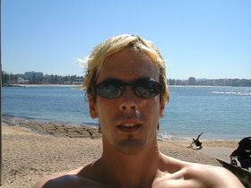 ../2000/03/24-joseph-AUS-manly-beach-me.jpg