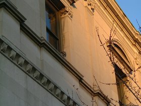 ../2001/03/25-central_sq-MA-square-falcon.jpg