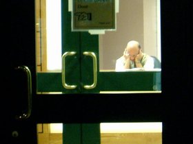 ../2002/09/29-central_sq-MA-night-guard.jpg