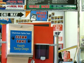 ../2002/11/03-spikes-hot-dog-veggie.jpg