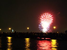 04-brooklyn-NY-fireworks.jpg