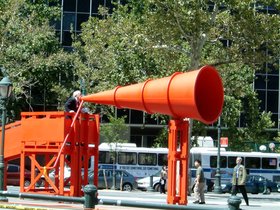 ../2004/08/22-manhattan-NY-downtown-shout-art.jpg