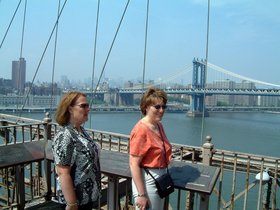 ../2004/schaddelees/07-brooklyn_bridge-nancy-ruth.jpg