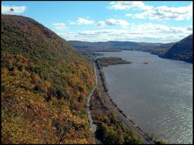 ../2006/10/25-breakneck-NY-view-south.jpg