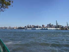 ../2008/08/31-1132-governors_island-NY-brooklyn-view-pano.jpg