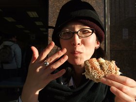 ../2009/02/14-1506-boston-MA-finagle-bagel-nora.jpg