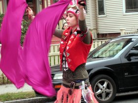 ../2011/10/02-1345-davis_sq-honk_parade-parade-bunny-ears.jpg