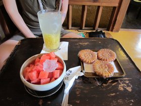 ../2012/07/29-1349-KOR-insadong-cafe-seoul.jpg