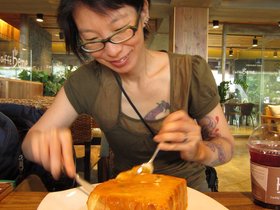 ../2012/08/02-1141-nora-KOR-bread-crazy-cheese-gangneung.jpg