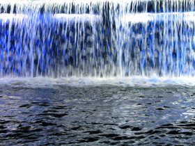 ../2012/08/04-2058-KOR-water-cheonggyecheon-seoul.jpg