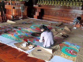 ../2012/08/06-1441-KOR-temple-painting-seoul.jpg