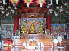 ../2012/08/06-1451-KOR-temple-seoul.jpg