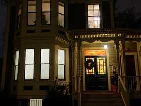 ../2014/01/06-1929-building.jpg