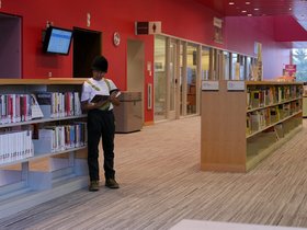 ../2015/03/26-1439-library-kid.jpg