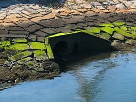04-1518-street-river.jpg