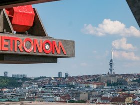 ../2018/05/26-1609-sky-prague-CZE.jpg