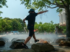 ../2018/08/05-1326-kid-fountain.jpg