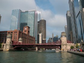 10-1711-chicago-IL-building-river.jpg