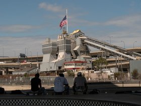 01-1323-skate_park-flag-park.jpg