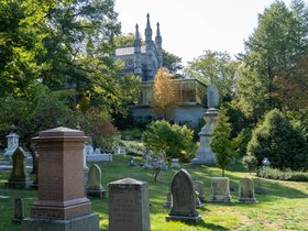../2020/10/10-1413-mt_auburn-MA-cemetery.jpg