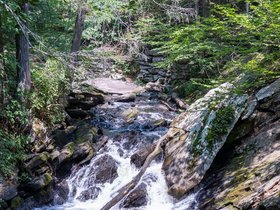 ../2021/07/27-1317-saugatuck_falls-CT-waterfall.jpg
