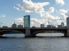 ../2021/09/26-1438-boston-MA-bridge-kayak-skyline-charles_river.jpg
