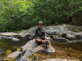 ../2022/08/26-1150-casper-by_nora-joseph-dog-ME-stream.jpg