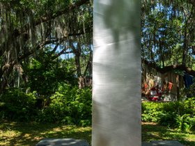 ../2025/04/18-1203-new_orleans-LA-sculpture-park.jpg
