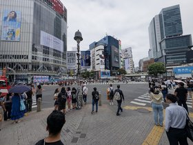 05-1259-JPN-shibuya-street-tokyo.jpg