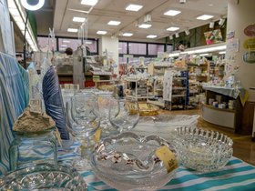 05-1351-JPN-store-tokyo.jpg
